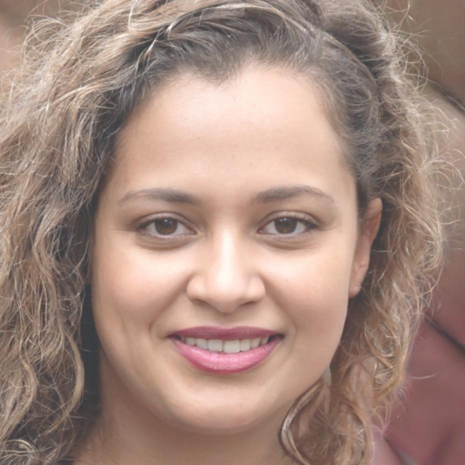 Dr. Sarah Müller - Lead Instructor für innovative Lehrmethoden bei Zovexalithovanta